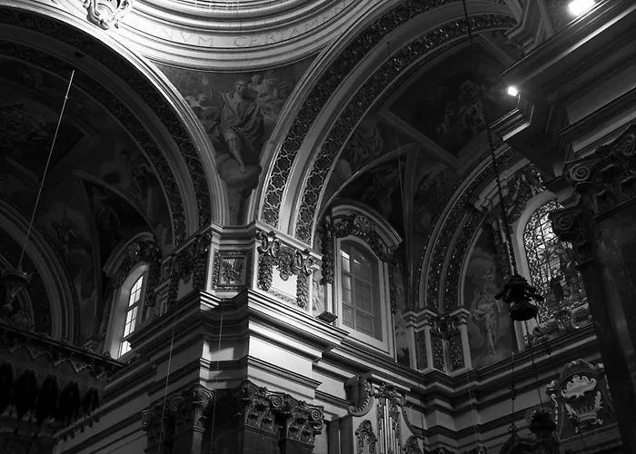 Cozy With Stunning Dome Views By 360 Estates