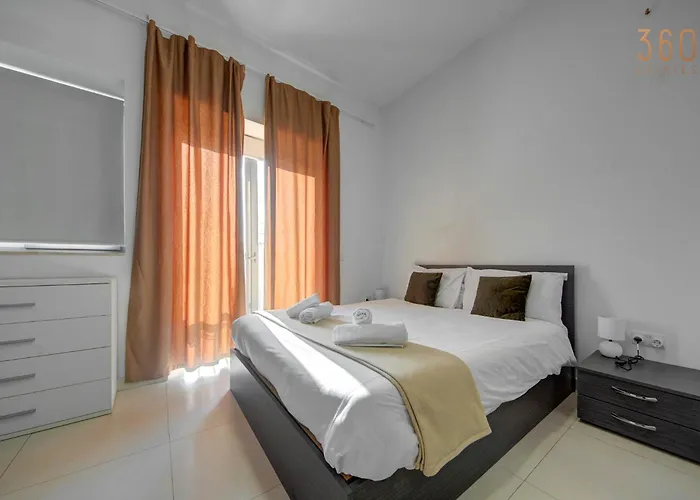 Cozy With Stunning Dome Views By 360 Estates *